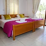 Lambriana Villa Pegeia