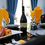 Lambriana Villa *
