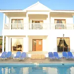 Lambriana Villa Pegeia